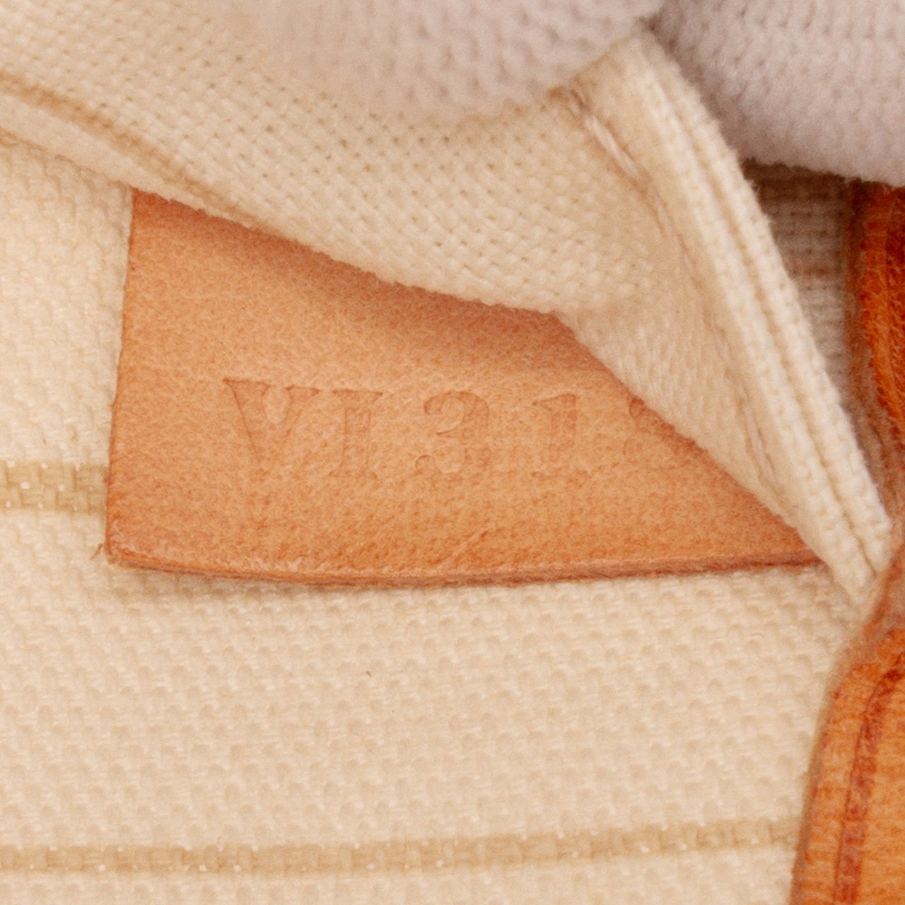 Louis Vuitton Damier Azur Neverfull PM Wit