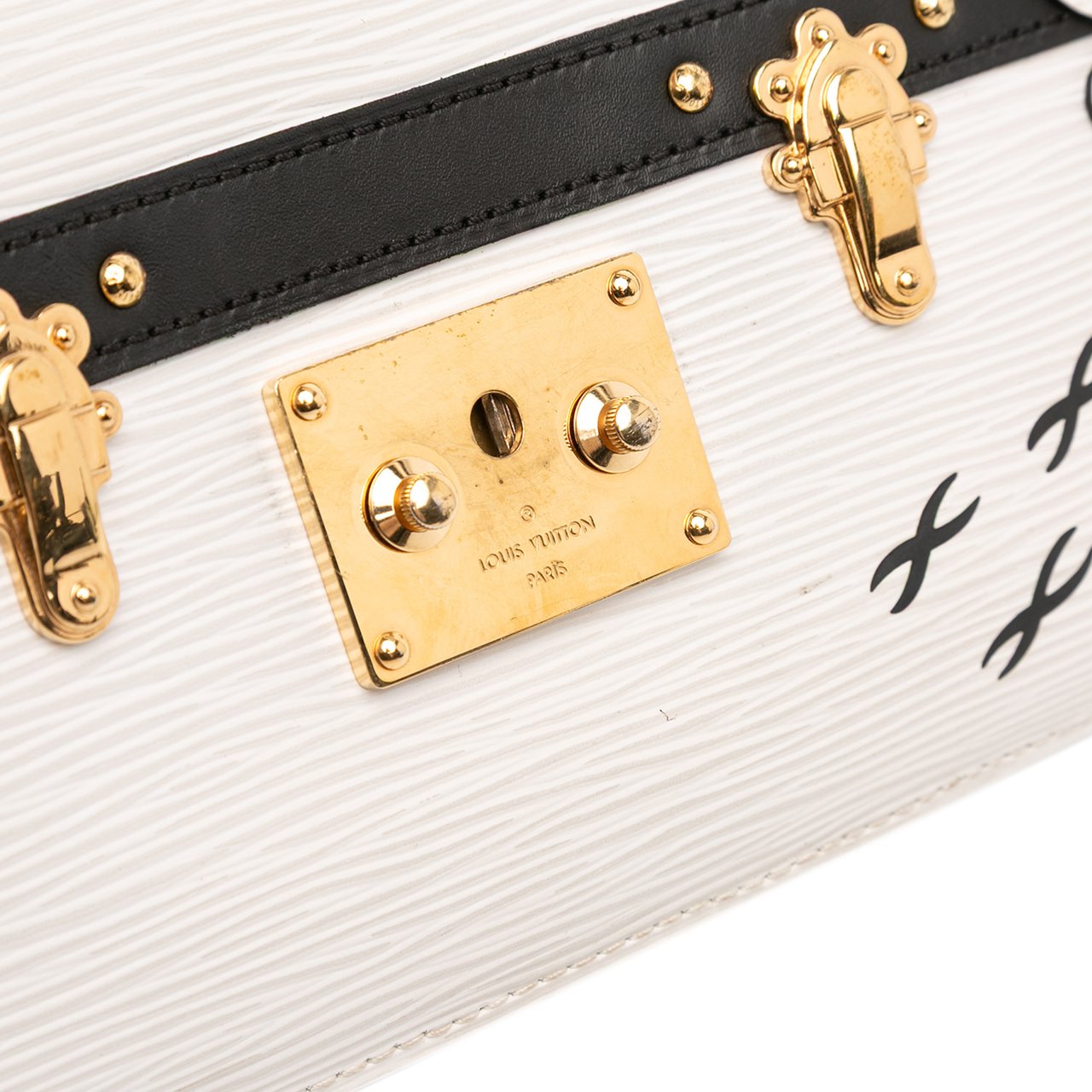 Louis Vuitton Epi Trunk Clutch Wit