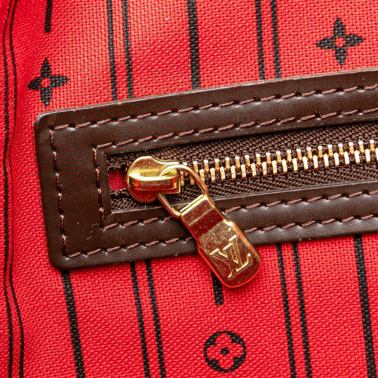 Louis Vuitton Damier Ebene Neverfull MM Bruin
