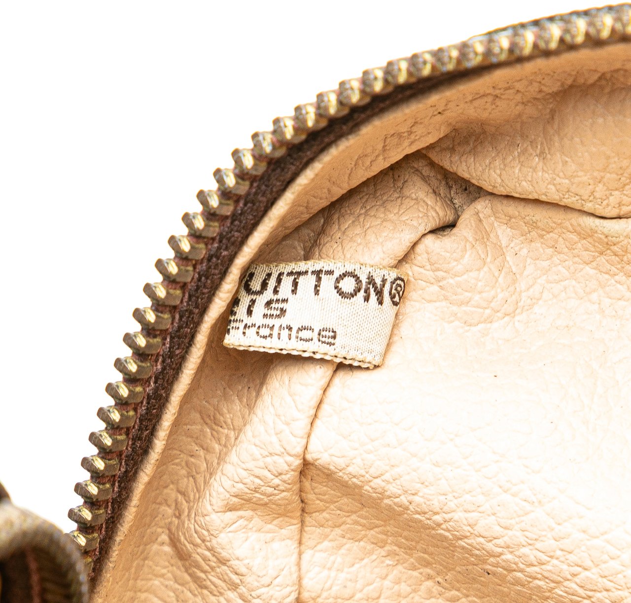 Louis Vuitton Monogram Trousse Toilette 28 Bruin