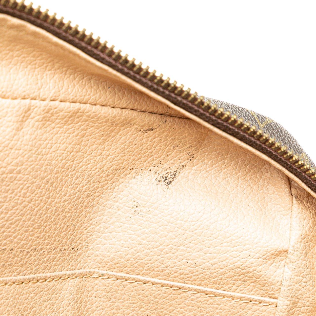Louis Vuitton Monogram Trousse Toilette 28 Bruin