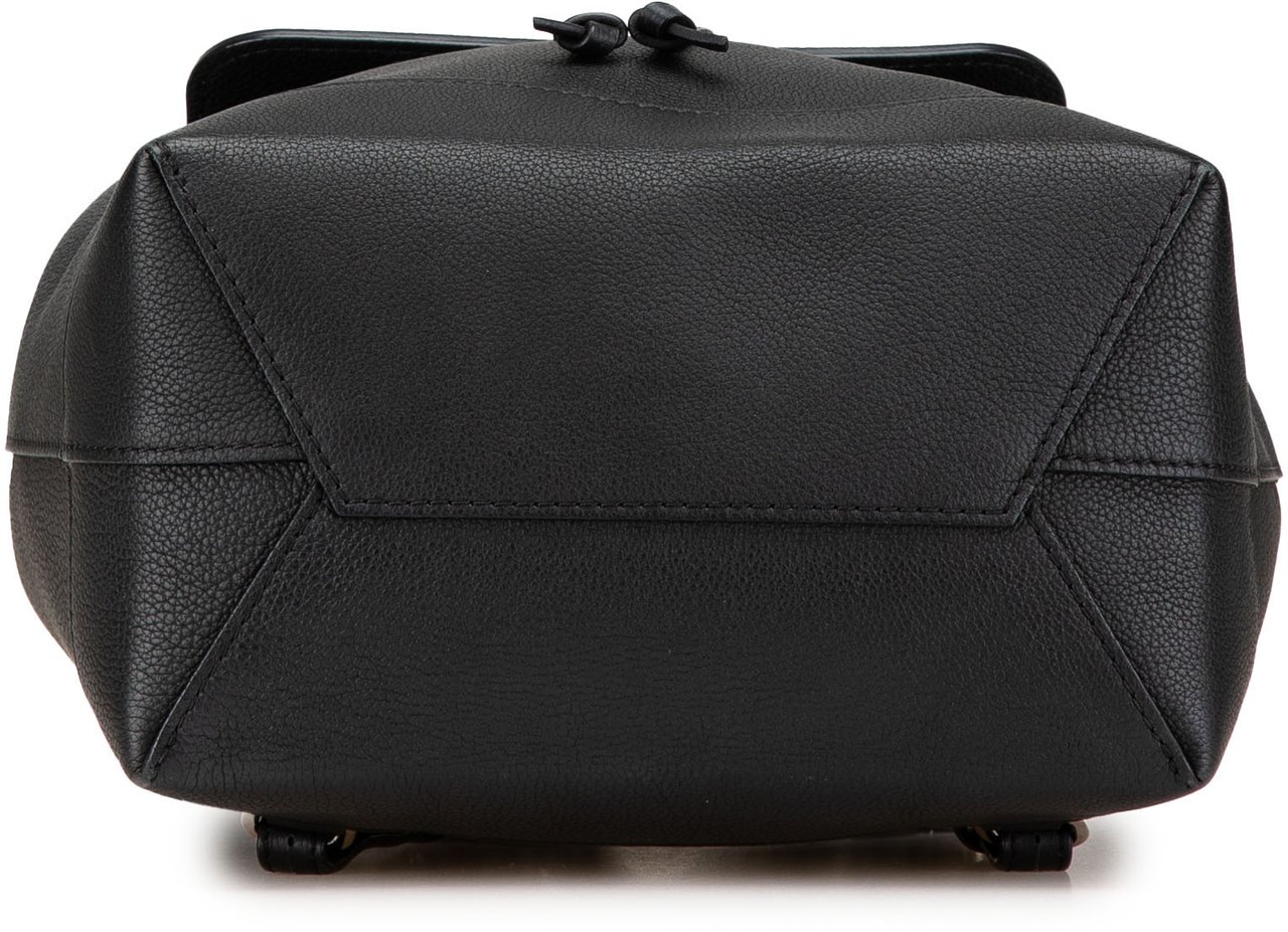 Louis Vuitton Taurillon Lockme Backpack Zwart