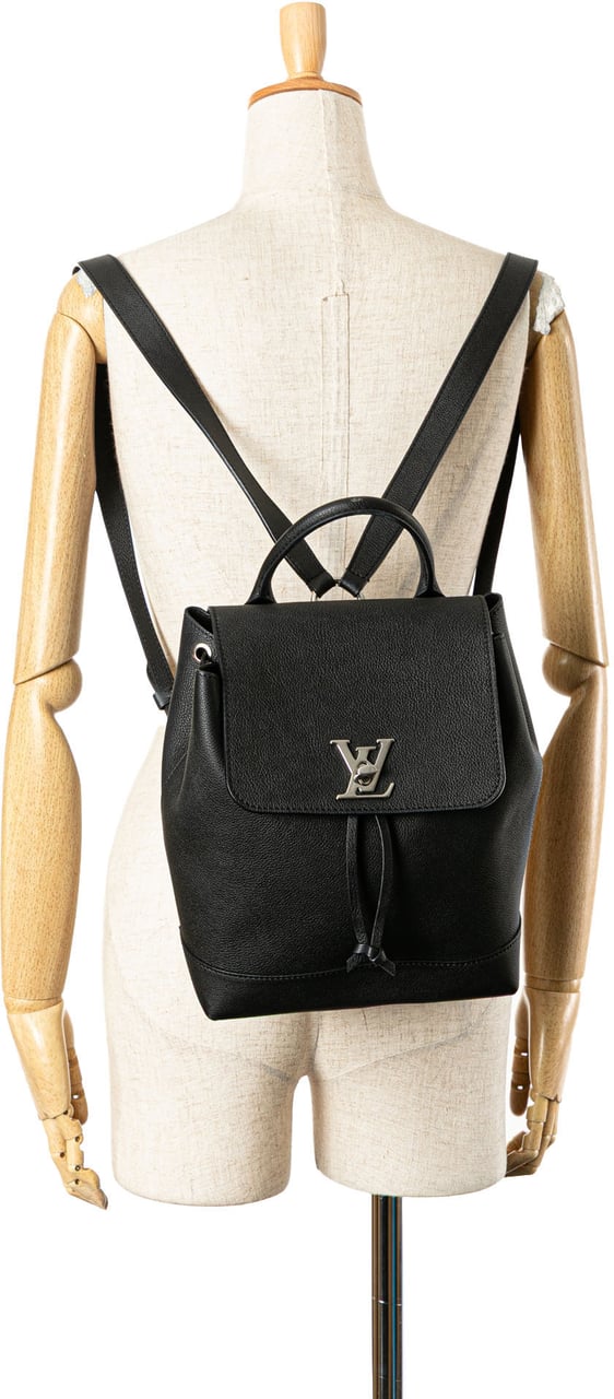 Louis Vuitton Taurillon Lockme Backpack Zwart