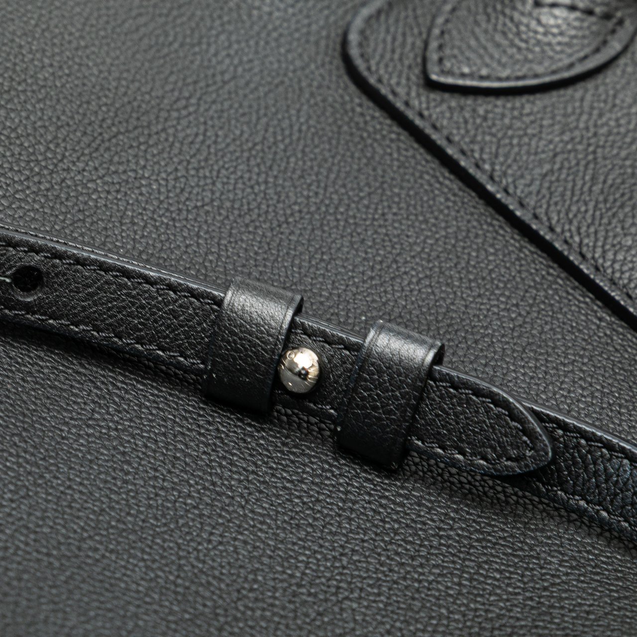 Louis Vuitton Taurillon Lockme Backpack Zwart