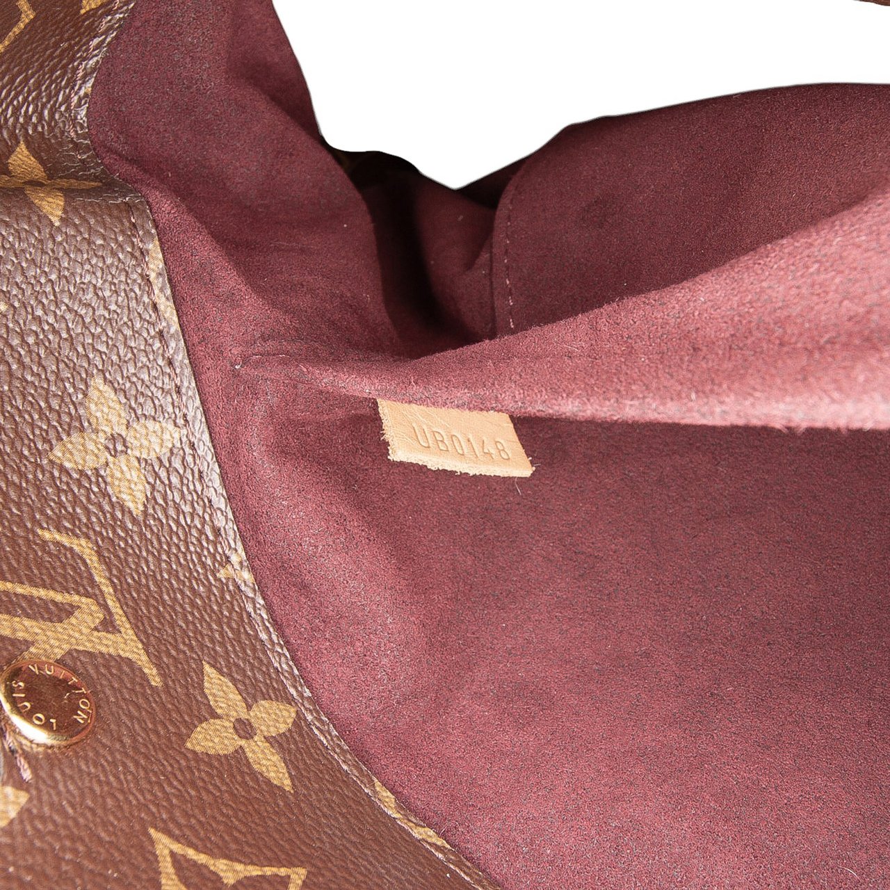 Louis Vuitton Monogram Montaigne MM Bruin