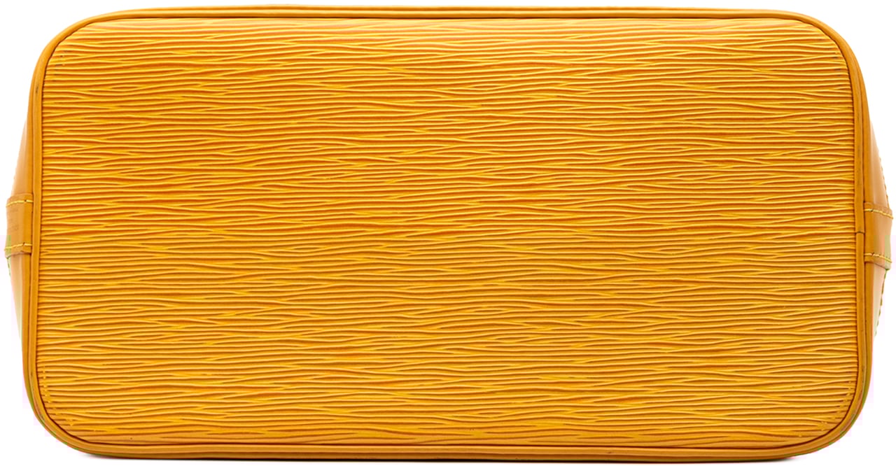 Louis Vuitton Epi Alma PM Geel