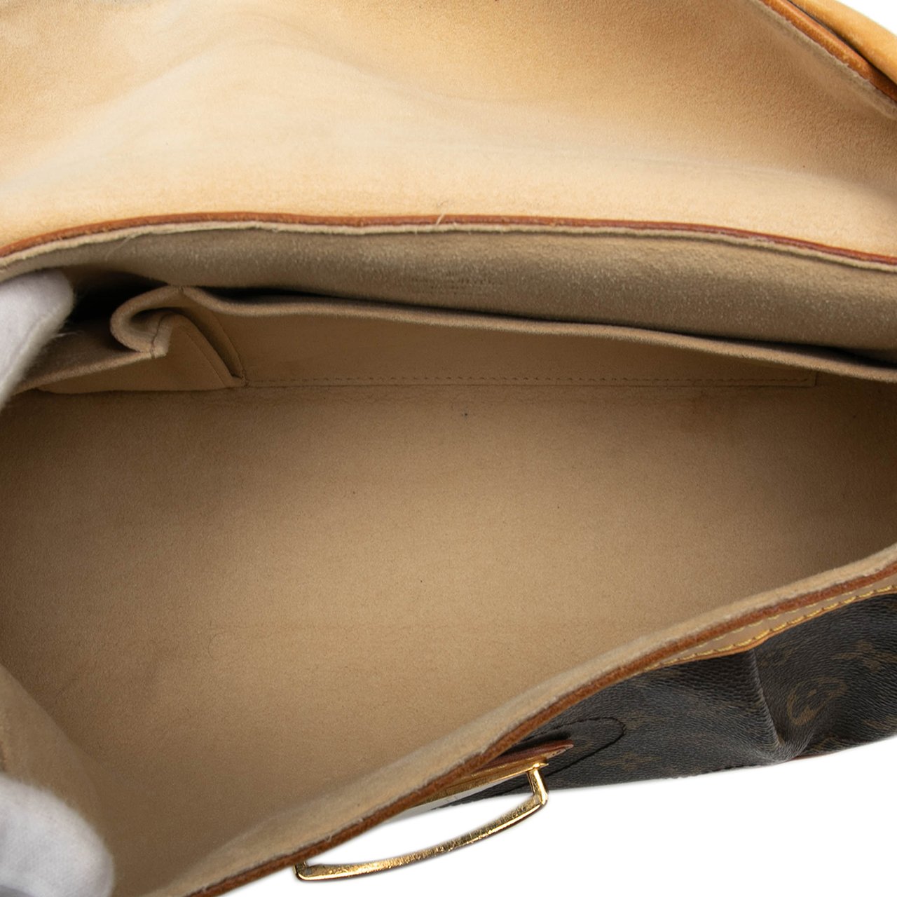 Louis Vuitton Monogram Beverly MM Bruin