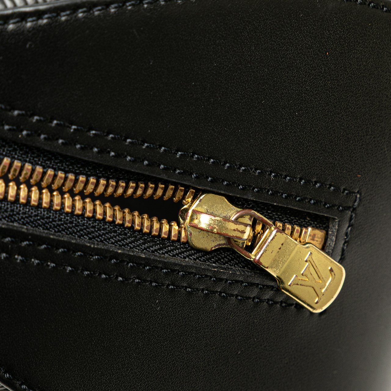 Louis Vuitton Epi Jasmine Zwart