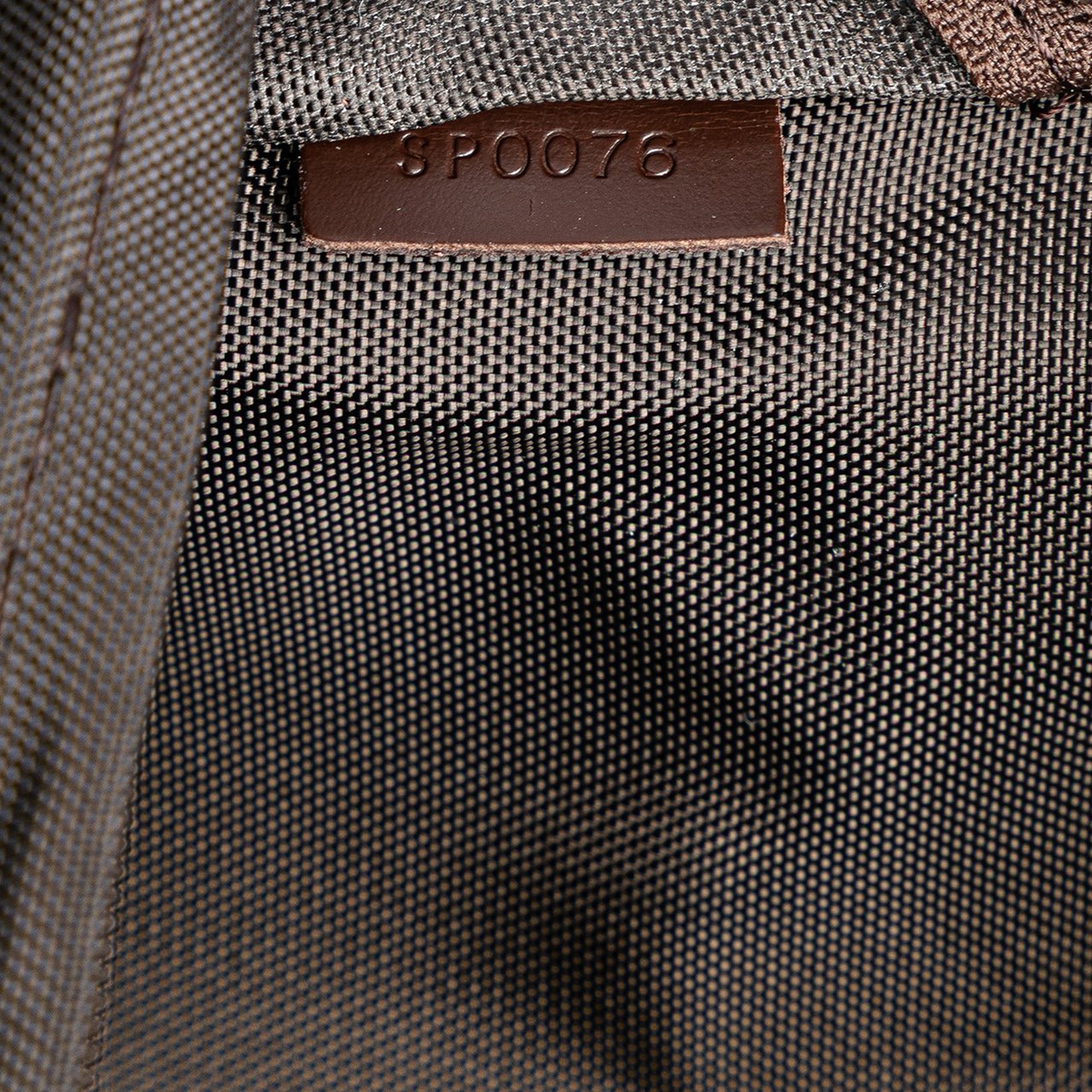 Louis Vuitton Damier Ebene Pegase 45 Bruin