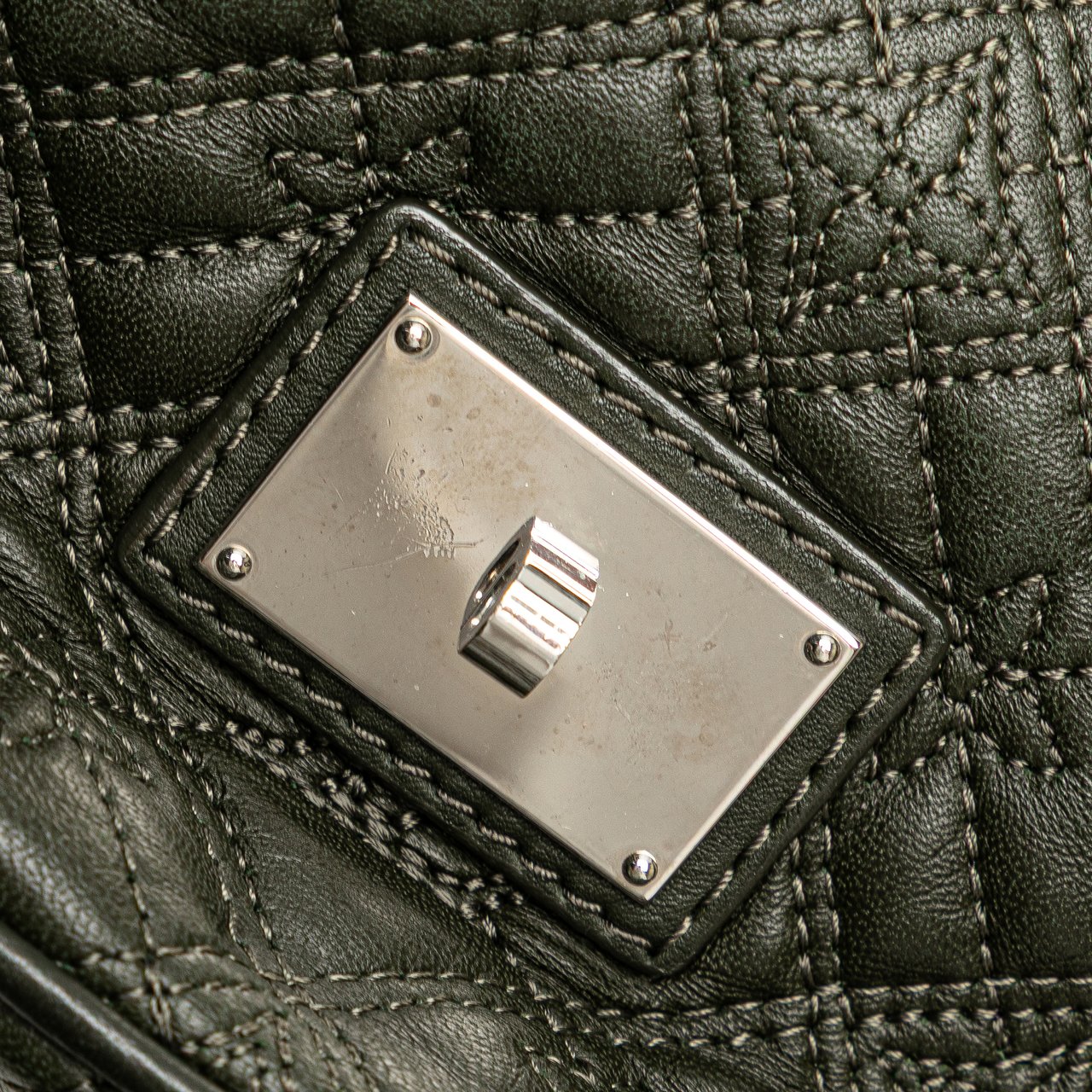 Louis Vuitton Monogram Lambskin Antheia Lilia PM Groen