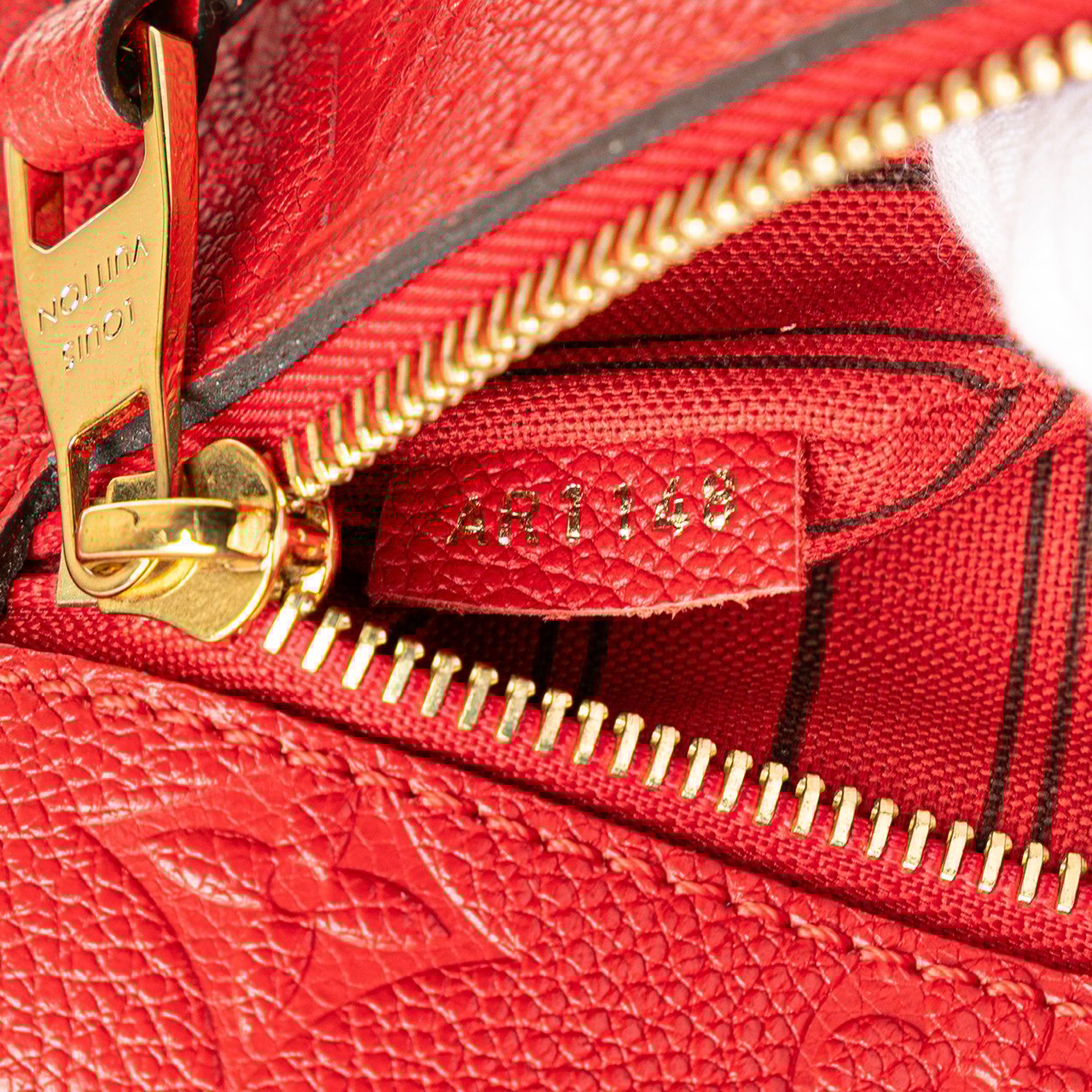 Louis Vuitton Monogram Empreinte Pochette Metis Rood