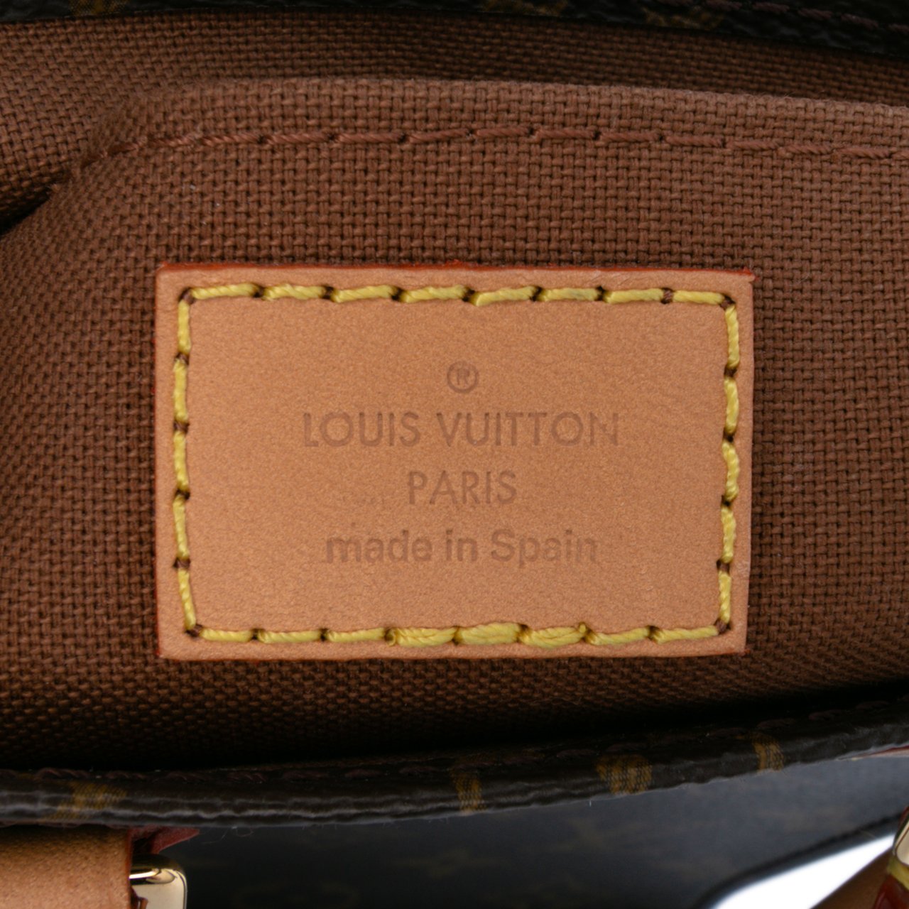 Louis Vuitton Monogram Petit Sac Plat Bruin