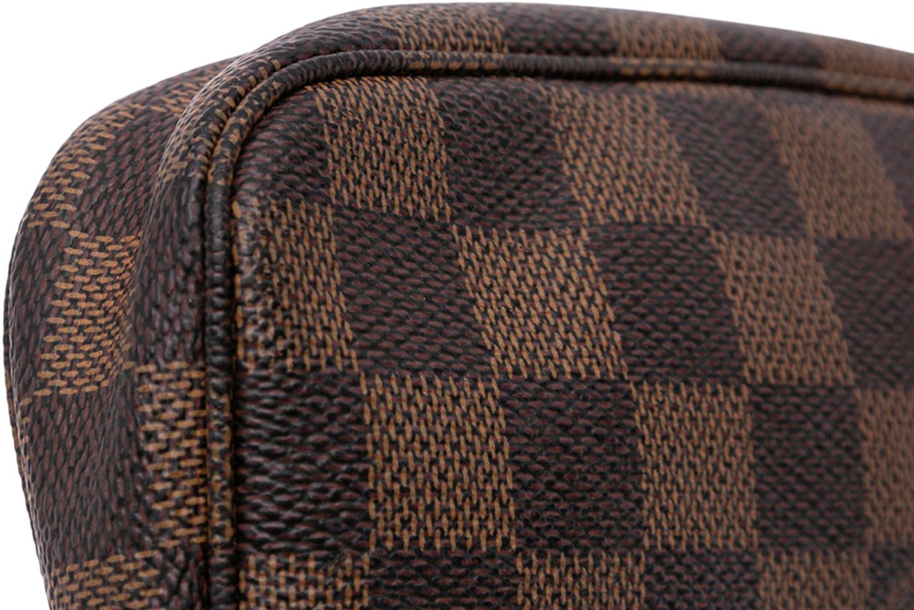 Louis Vuitton Damier Ebene Mini Pochette Accessoires Bruin