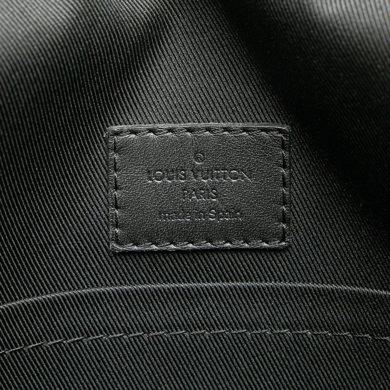 Louis Vuitton Damier Infini District PM Blauw