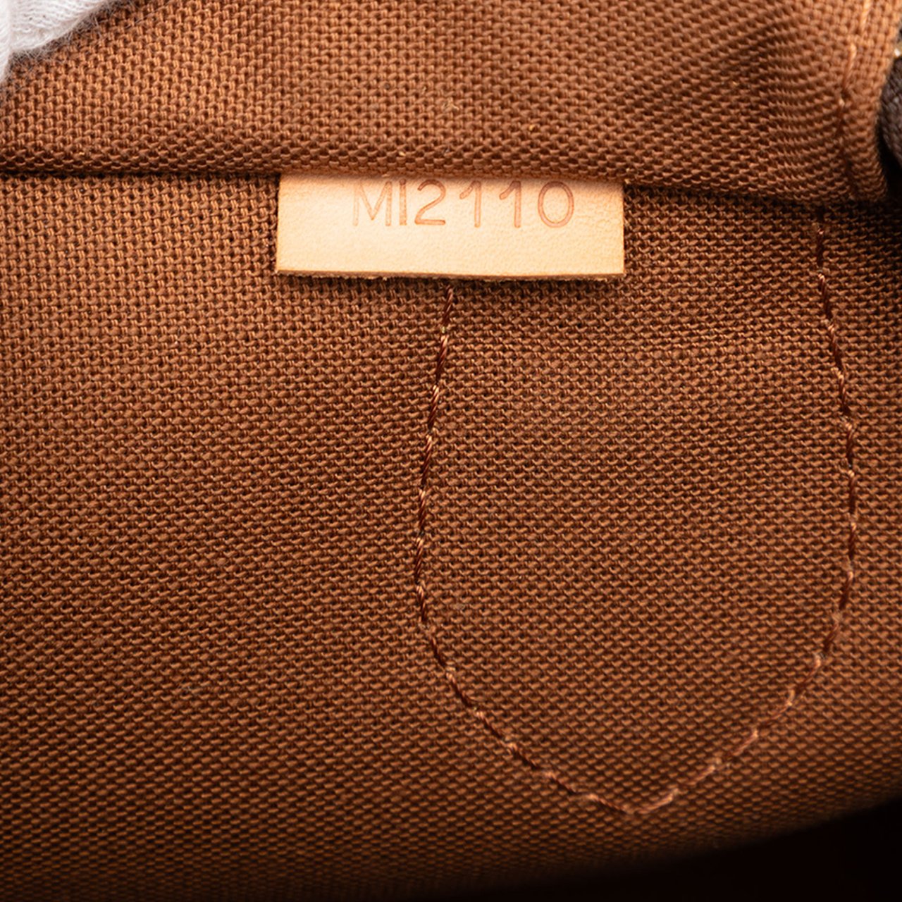 Louis Vuitton Monogram Montorgueil PM Bruin