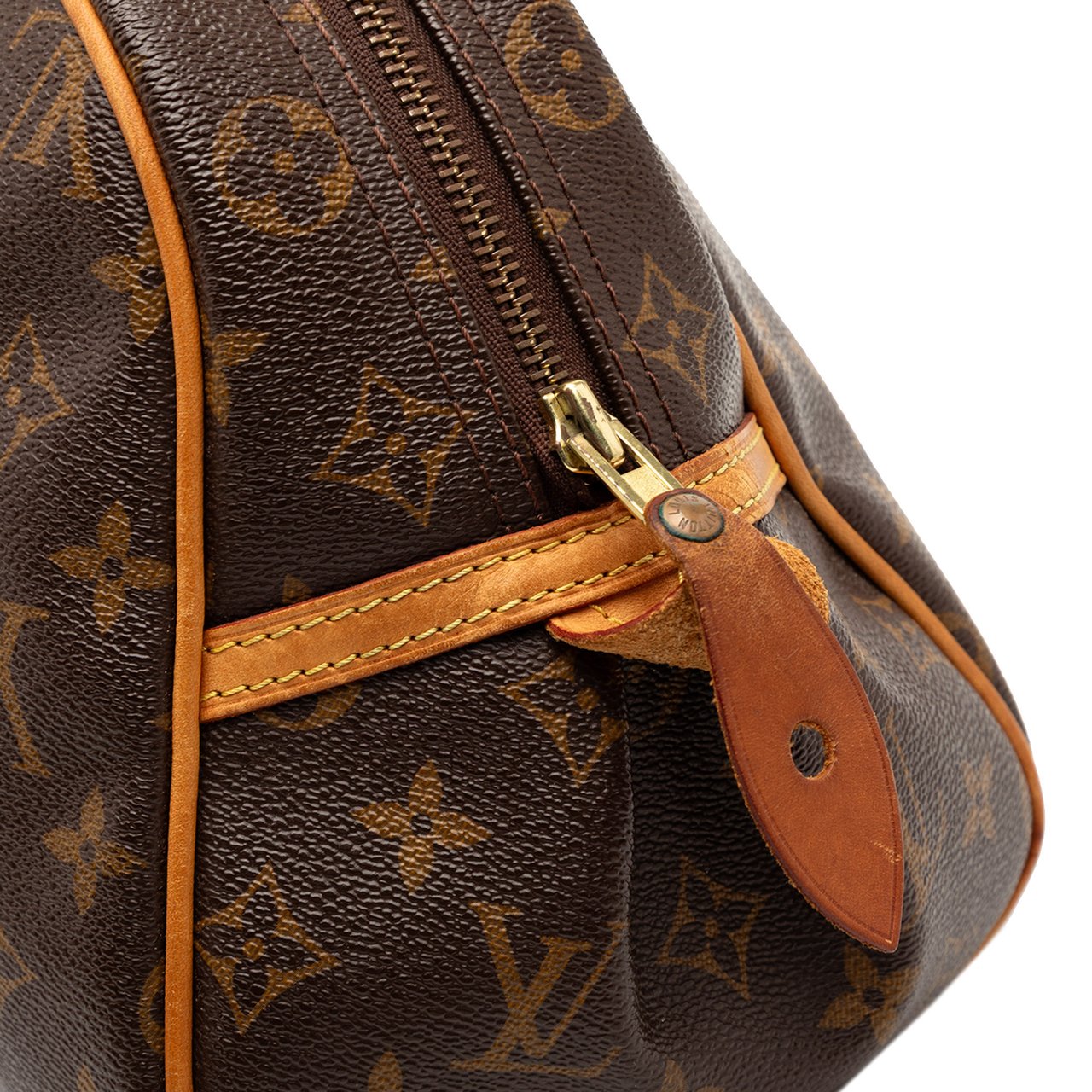 Louis Vuitton Monogram Montorgueil PM Bruin