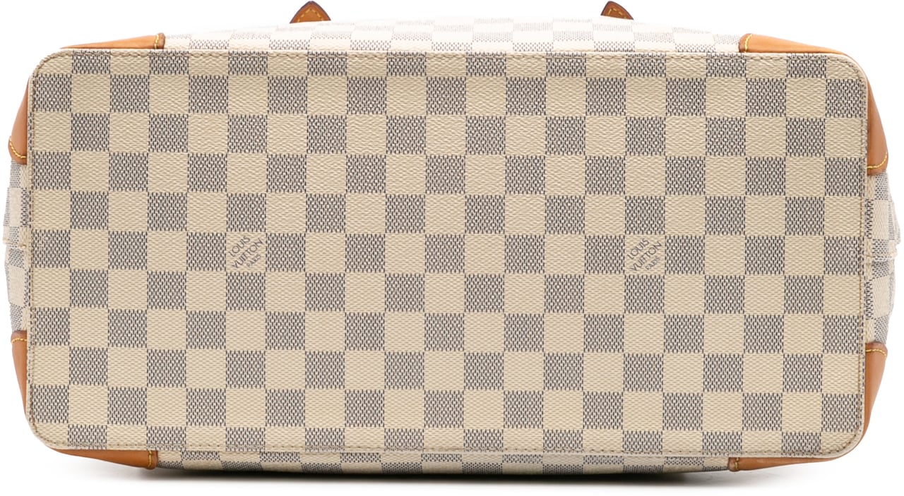 Louis Vuitton Damier Azur Hampstead MM Wit