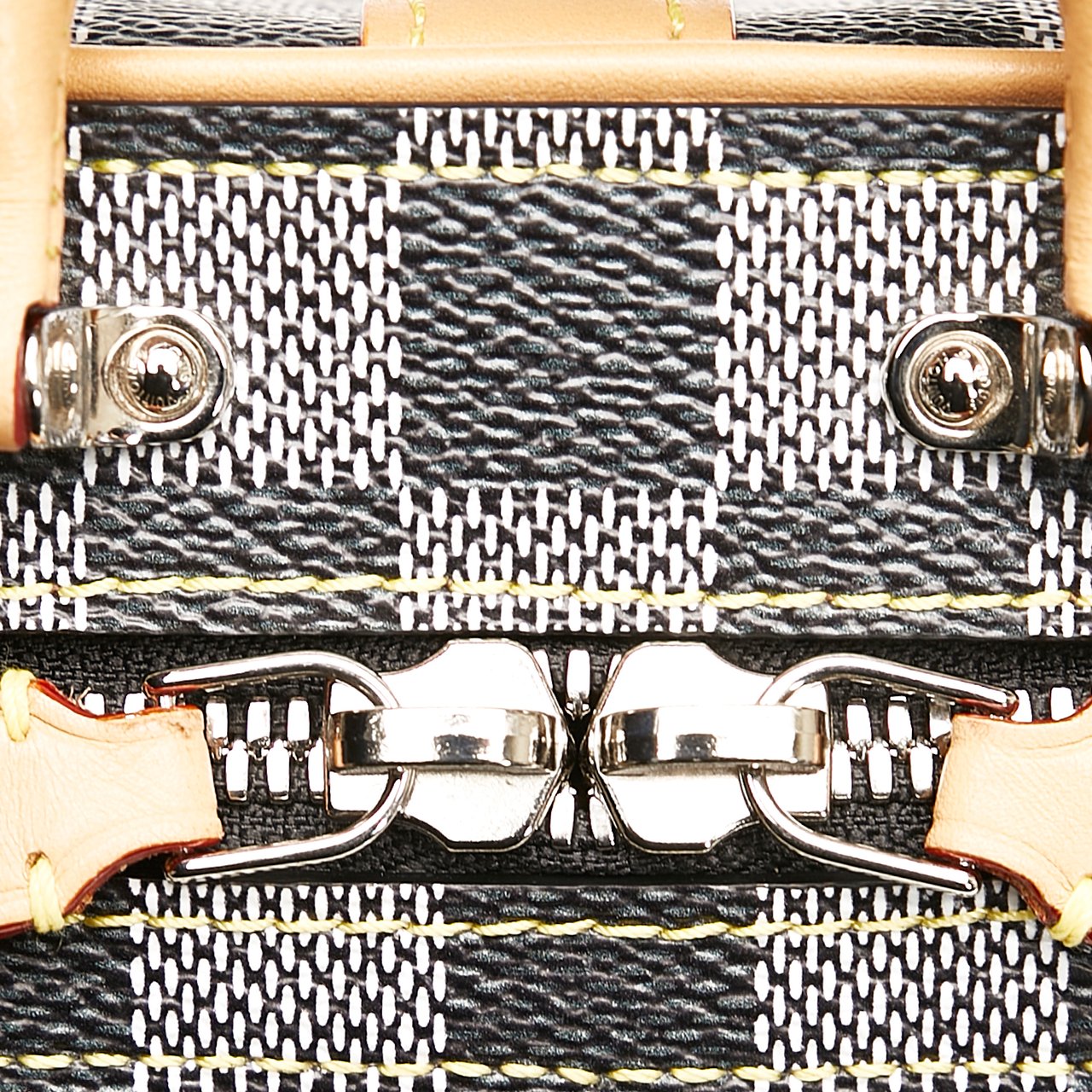 Louis Vuitton Damier Colors Valisette Verticale Grijs