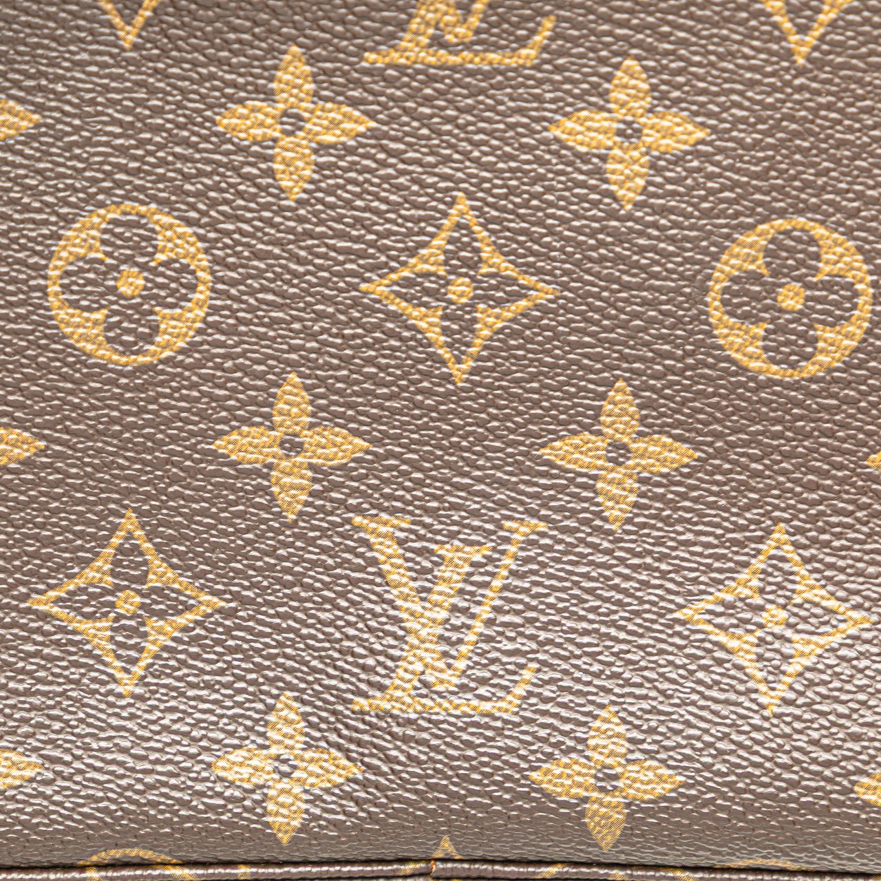 Louis Vuitton Monogram Trousse Toilette 23 Bruin