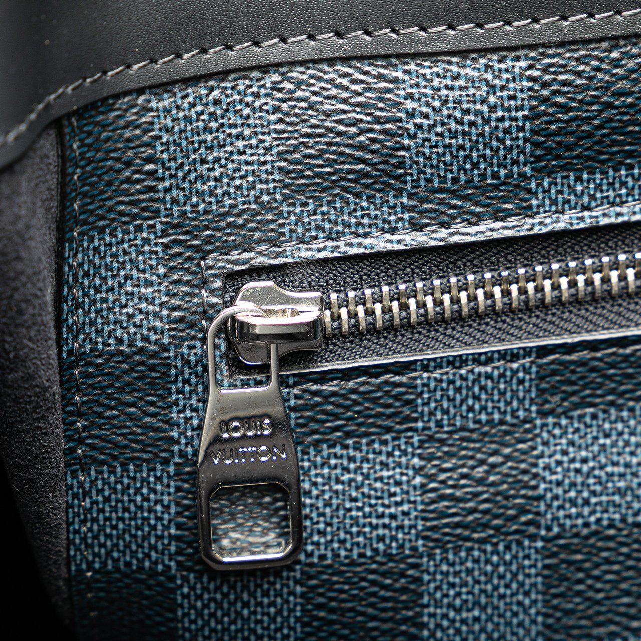 Louis Vuitton Damier Cobalt Cabas Voyage Blauw