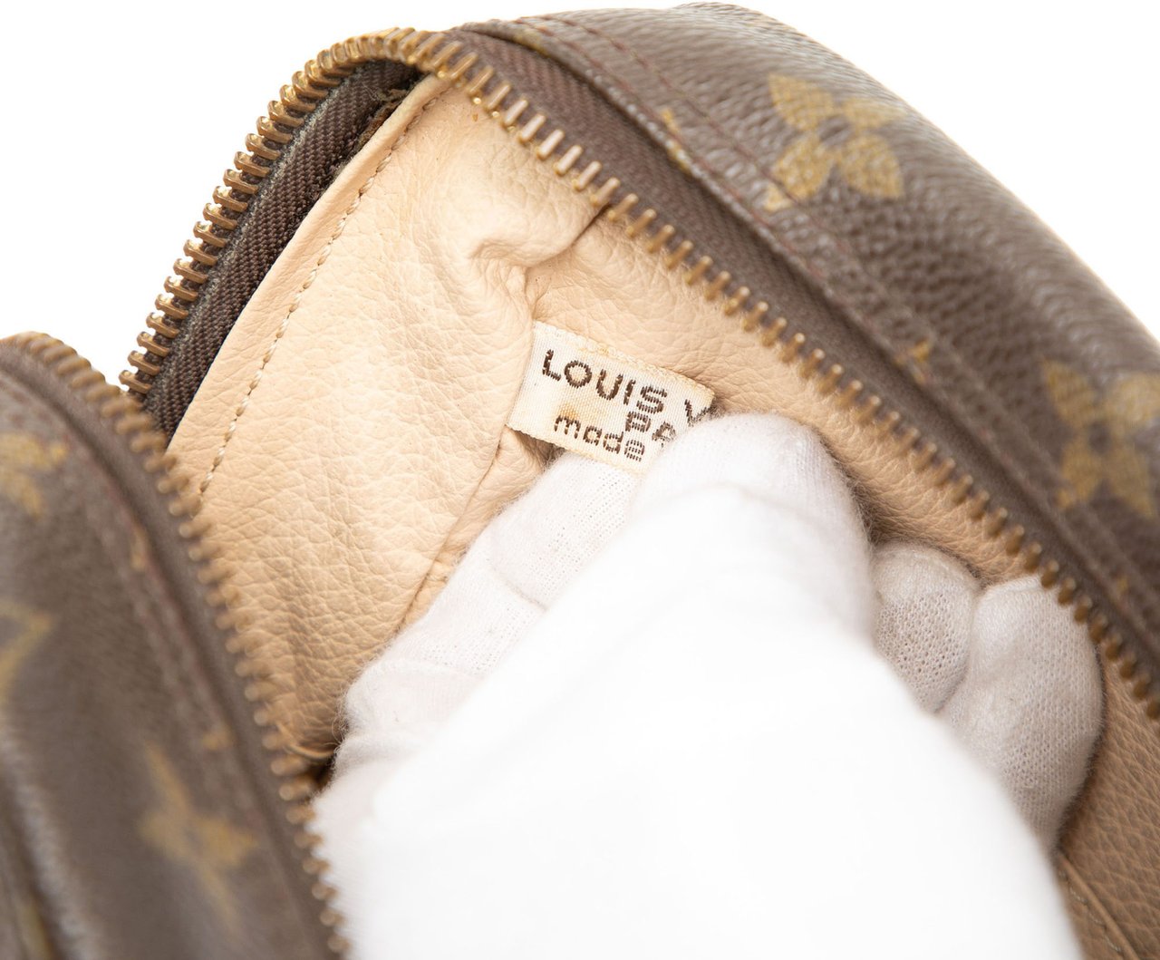 Louis Vuitton Monogram Trousse Toilette 28 Bruin