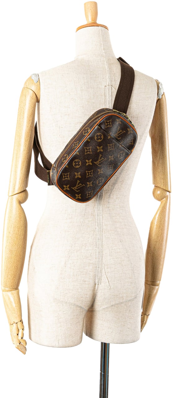 Louis Vuitton Monogram Pochette Gange Bruin