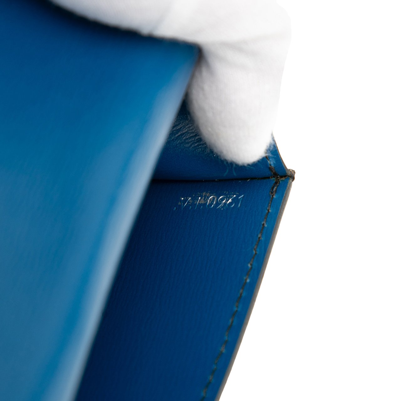 Louis Vuitton Epi Tilsitt Belt Bag Blauw