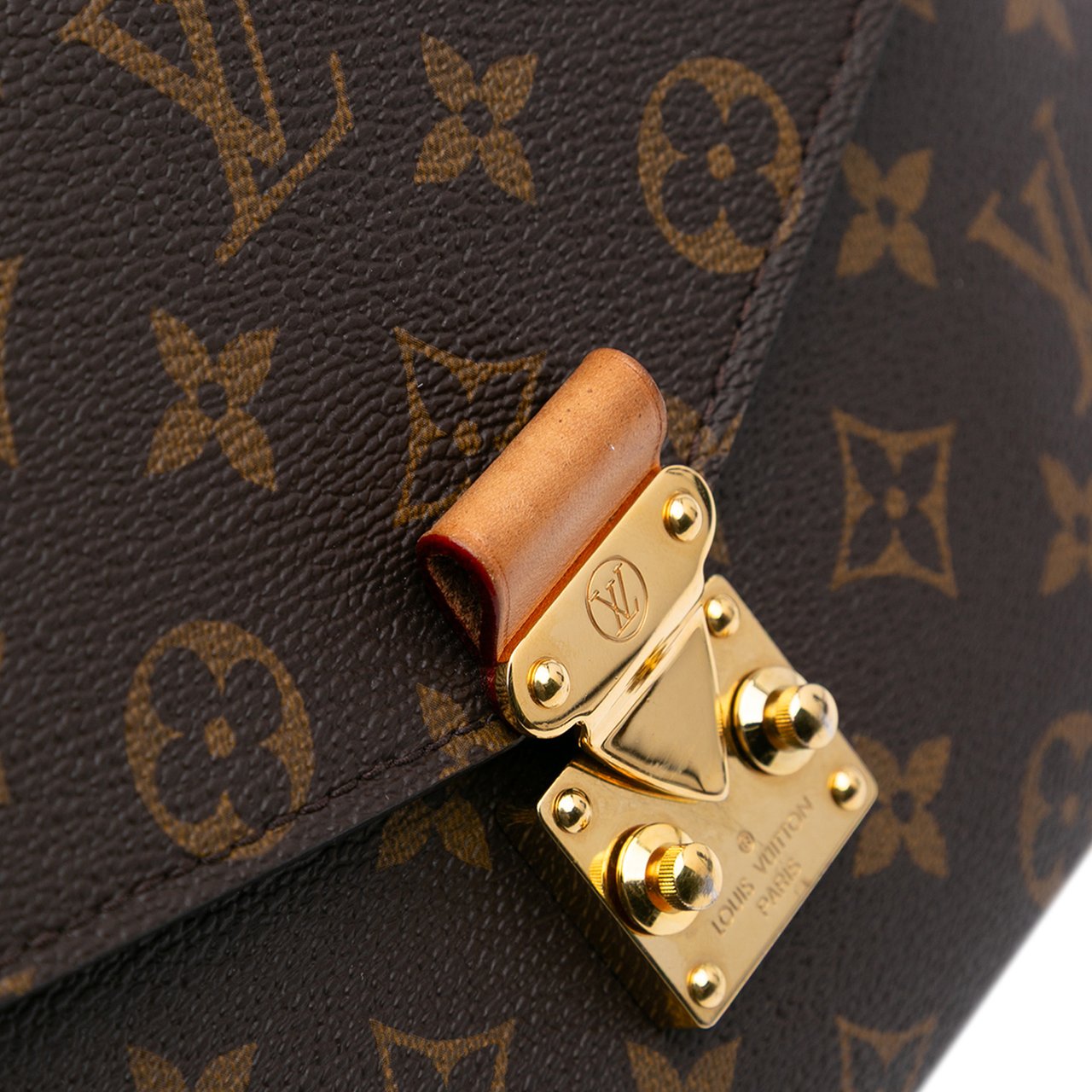 Louis Vuitton Monogram Pochette Metis Bruin