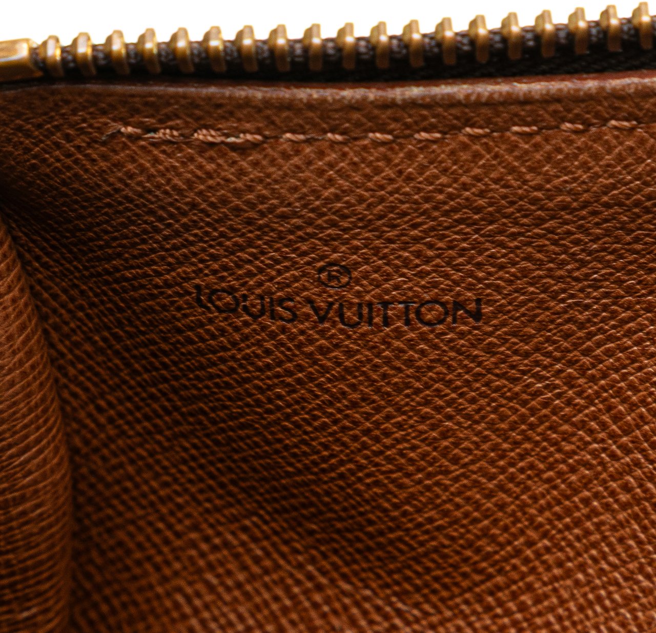 Louis Vuitton Monogram Papillon 26 Bruin