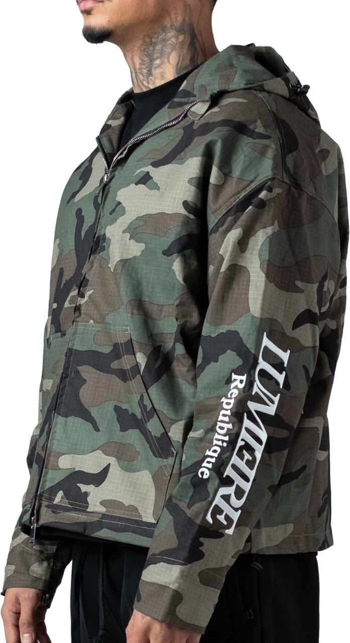 LUMI3RE Republique Camo Windbreaker Groen