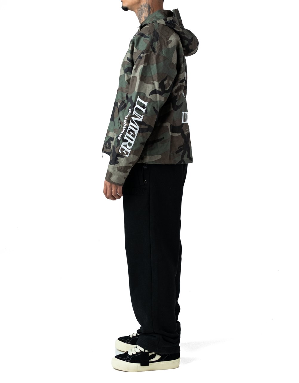 LUMI3RE Republique Camo Windbreaker Groen