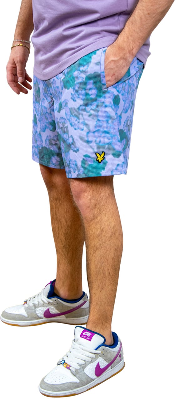 Lyle & Scott Digital Floral Print Floral Short Paars