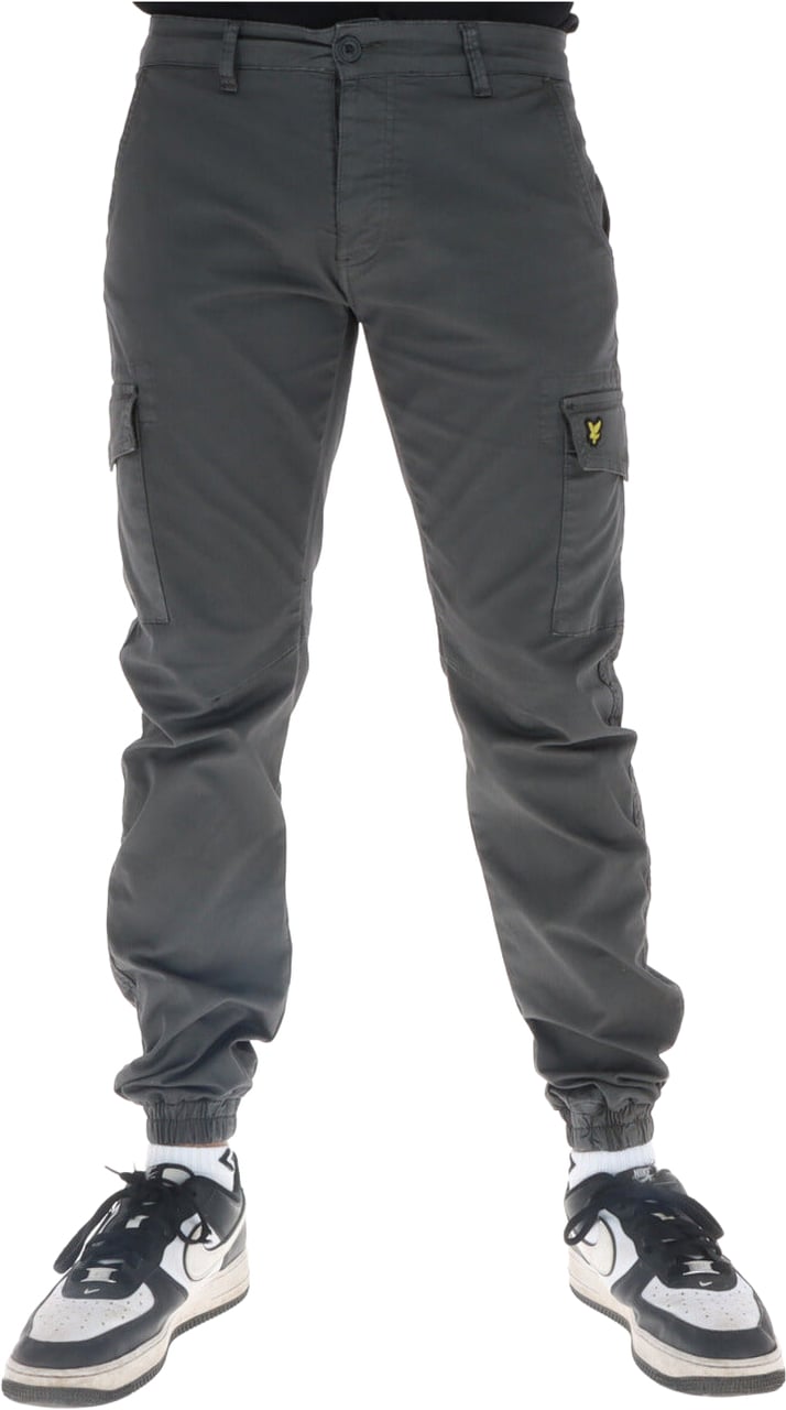 Lyle & Scott Men Trousers Grijs