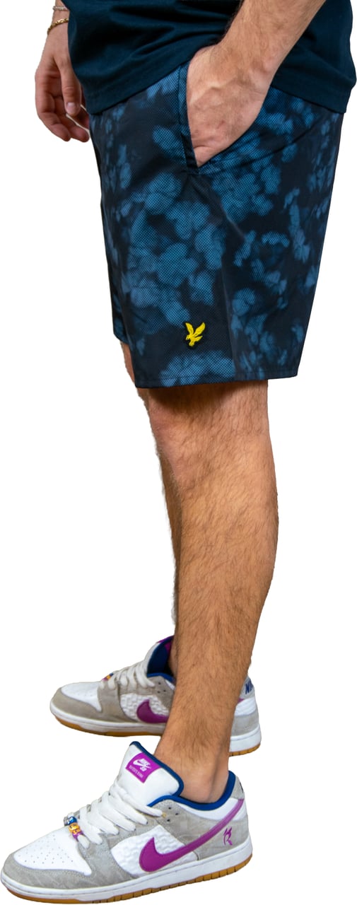 Lyle & Scott Lyle & Scott Digital Floral Print Floral Short Blauw