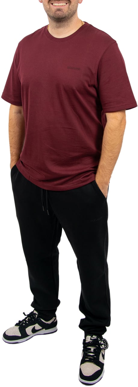 Lyle & Scott Chest Logo Interlock T-Shirt Rood