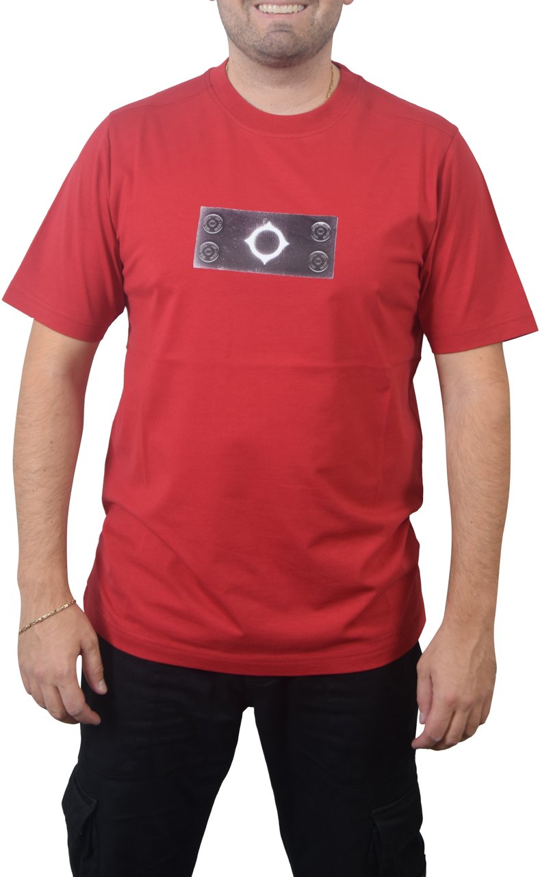 Ma.Strum Ma.Strum Tromple Loeil Badge Tee Rood
