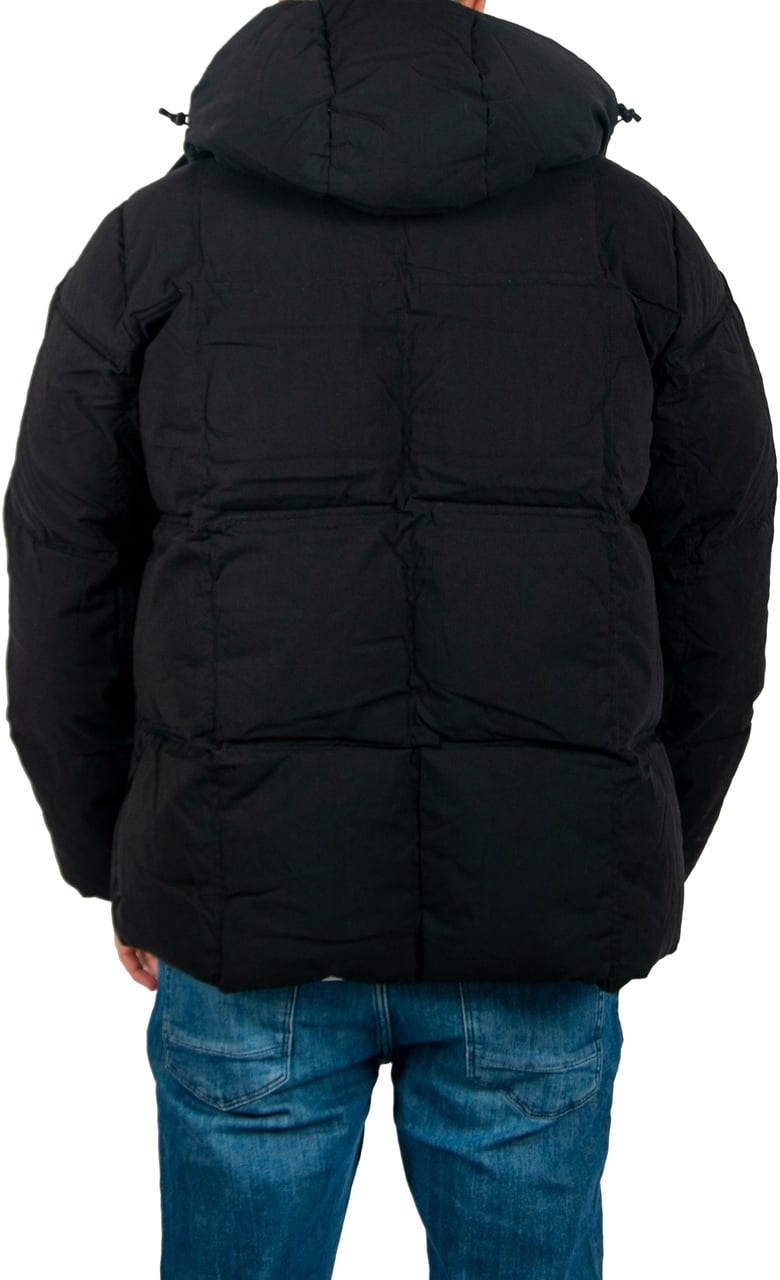 Ma.Strum Ma.Strum Mistral Down Coat Zwart