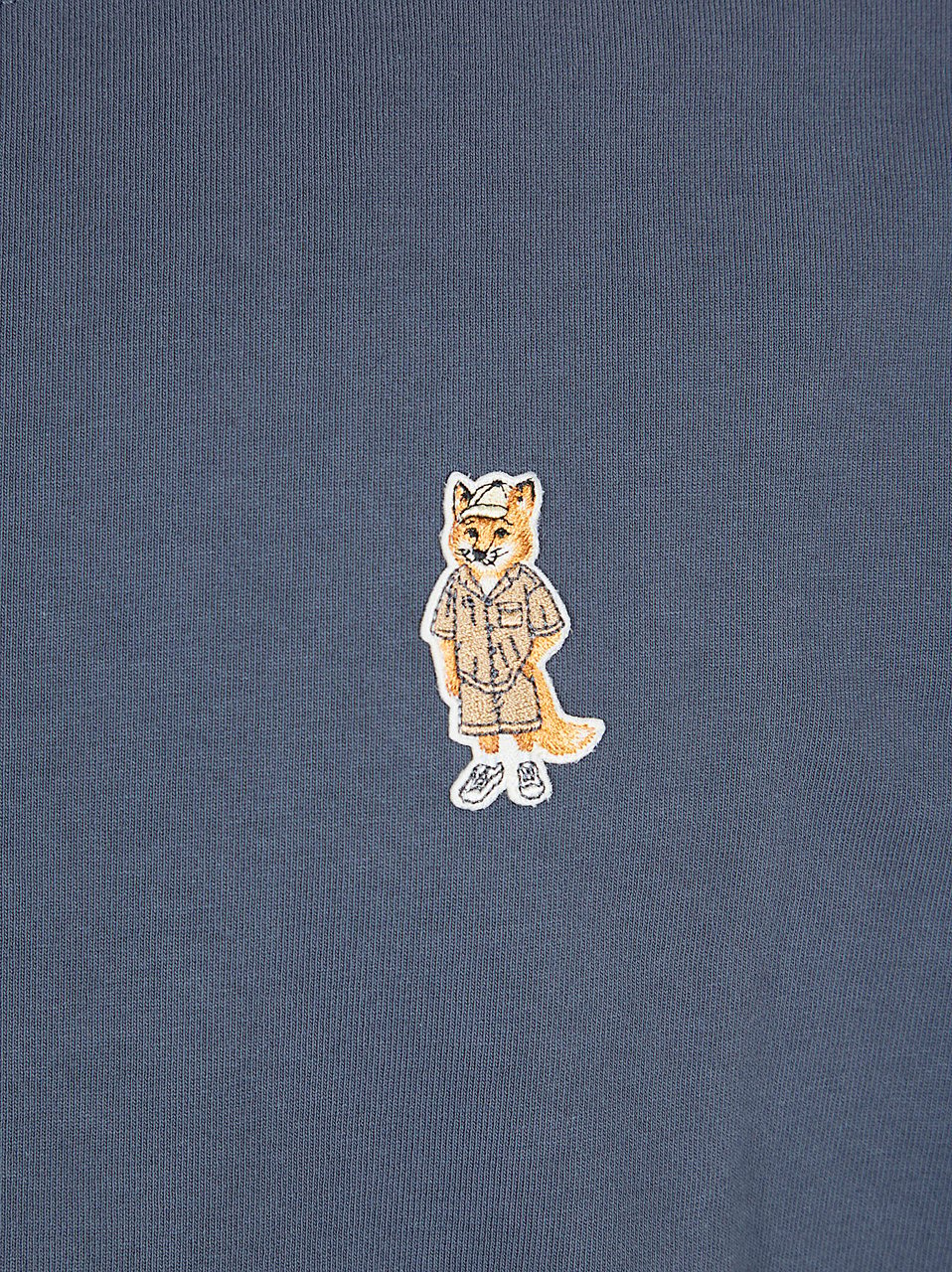 Maison Kitsuné MAISON KITSUNE DRESSED FOX COMFORT TEE-SHIRT Lichtblauw