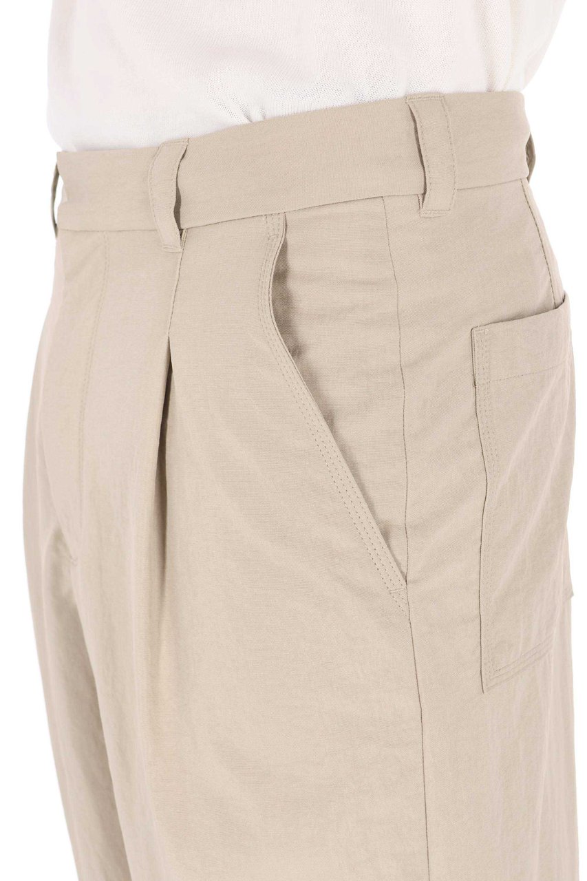 Maison Kitsuné Adjustable Hem Cropped Canvas Pants Neutraal