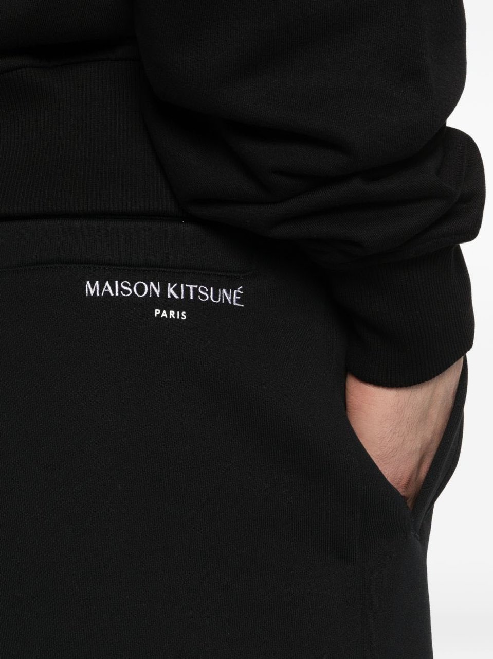 Maison Kitsuné Maison Kitsune' Shorts Black Zwart