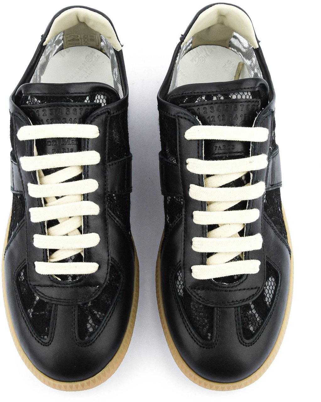 Maison Margiela Replica Black Lace Zwart
