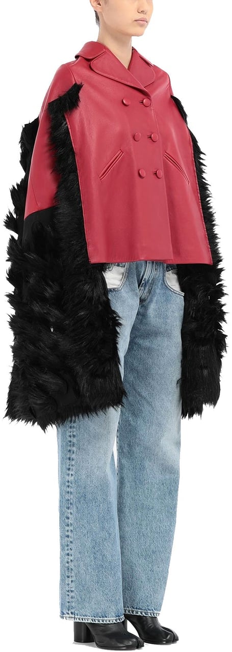 Maison Margiela Faux Fur Trimmed Leather Cape Jacket Rood