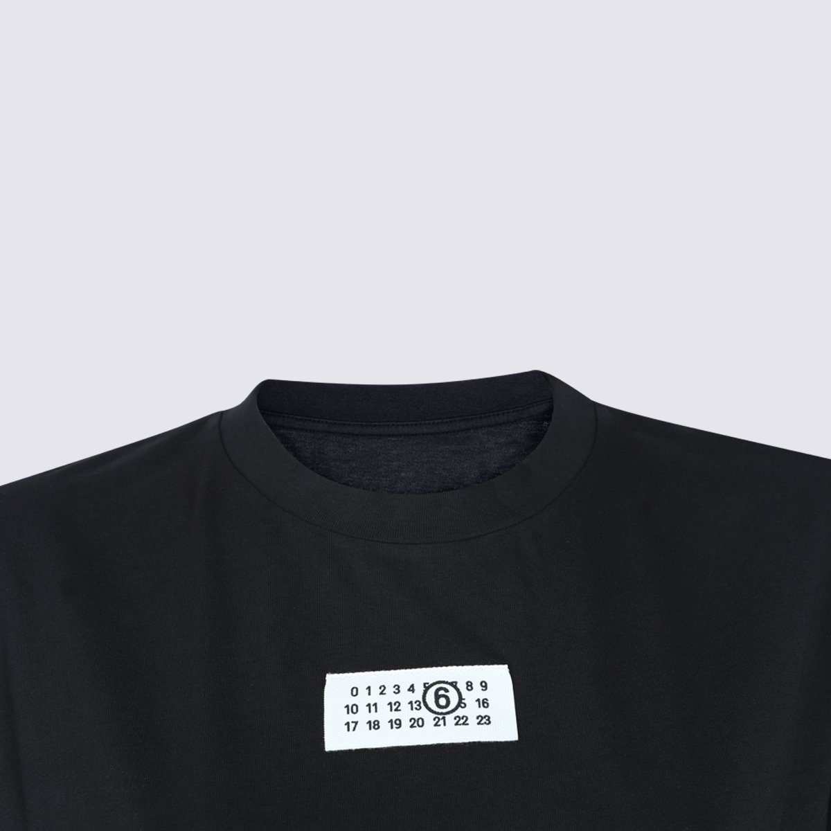 Maison Margiela Slim-Fit Black T-Shirt With Graphic Detail Zwart