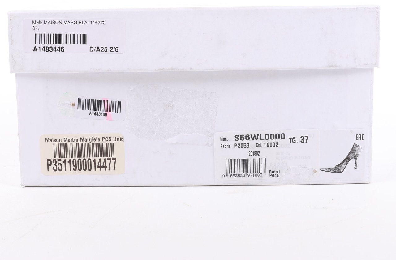 Maison Margiela MAISON MARGIELA MM6 9 cm Laminated Leather Pumps in Silver, Size 37 EU Zilver