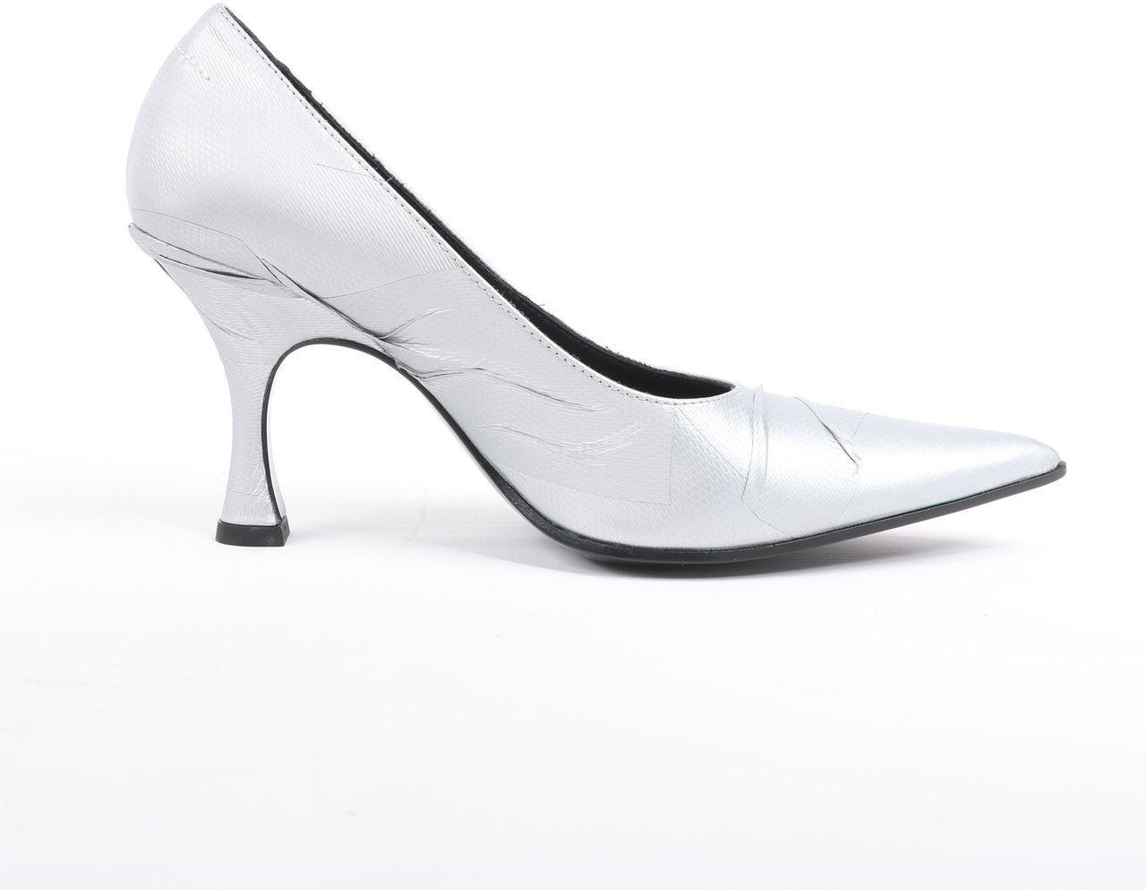 Maison Margiela MAISON MARGIELA MM6 9 cm Laminated Leather Pumps in Silver, Size 37 EU Zilver