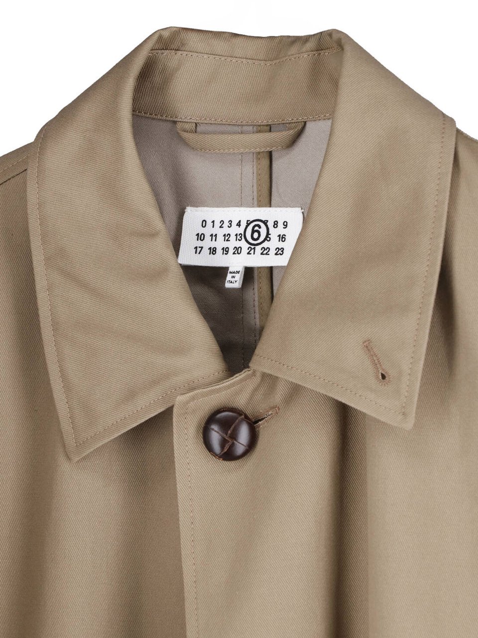 Maison Margiela Mid-Length Beige Jacket with Classic Collar and Button Details Neutraal