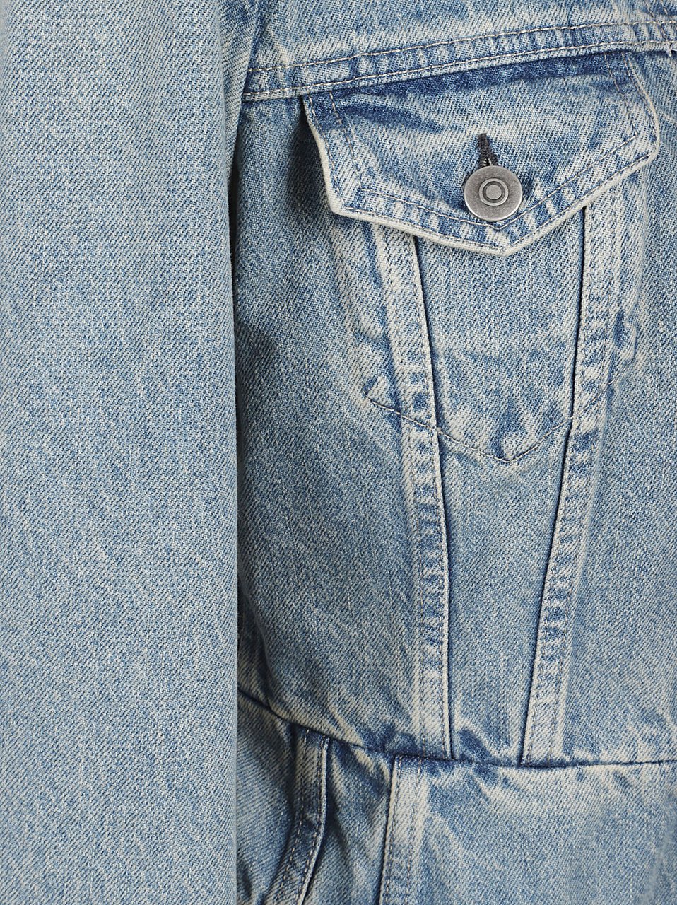 Maison Margiela Cropped Denim Jacket with V-Neckline and Distressed Details Grijs