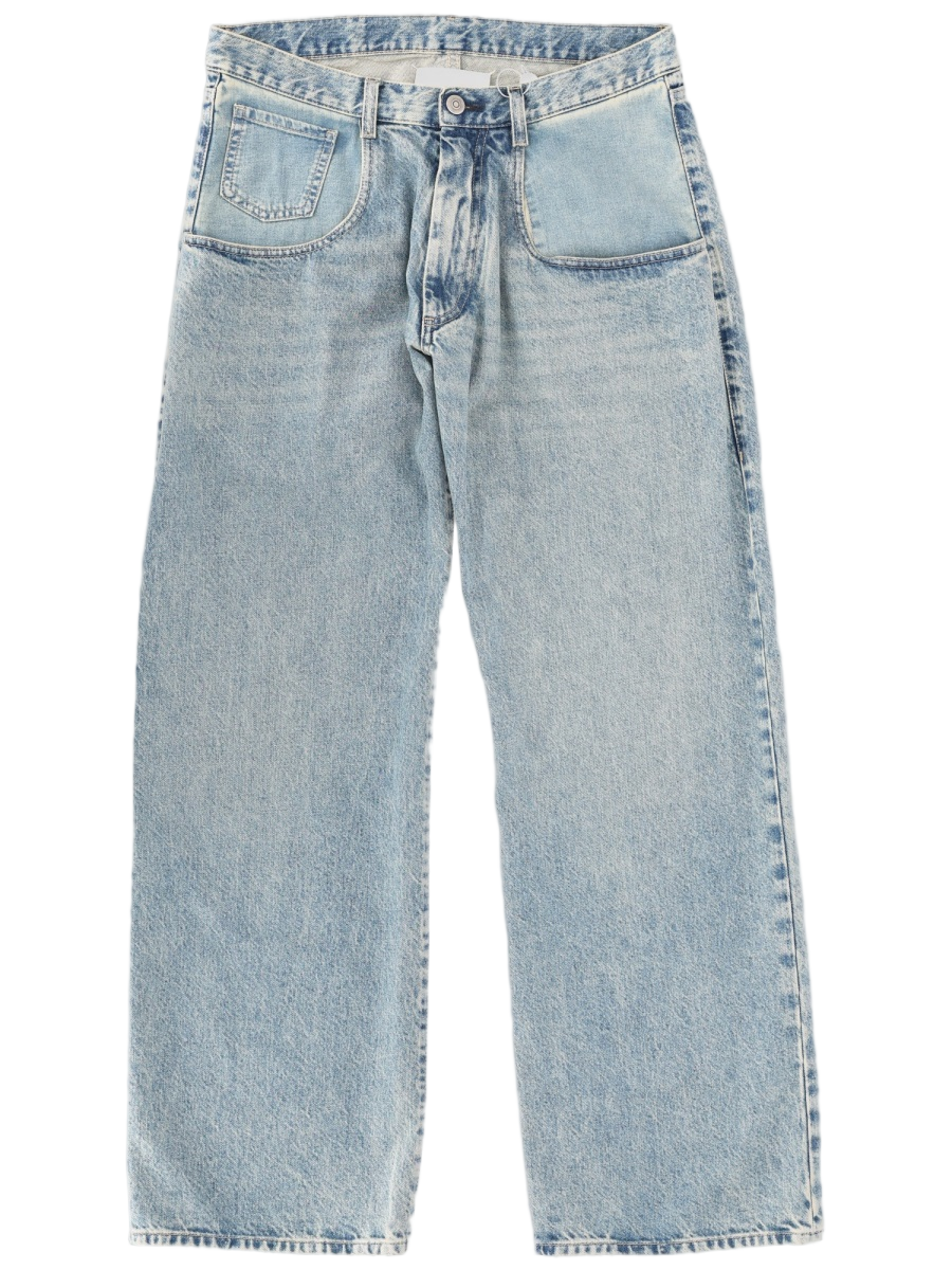 Maison Margiela Light Wash Denim Jeans with Classic Five-Pocket Design Grijs