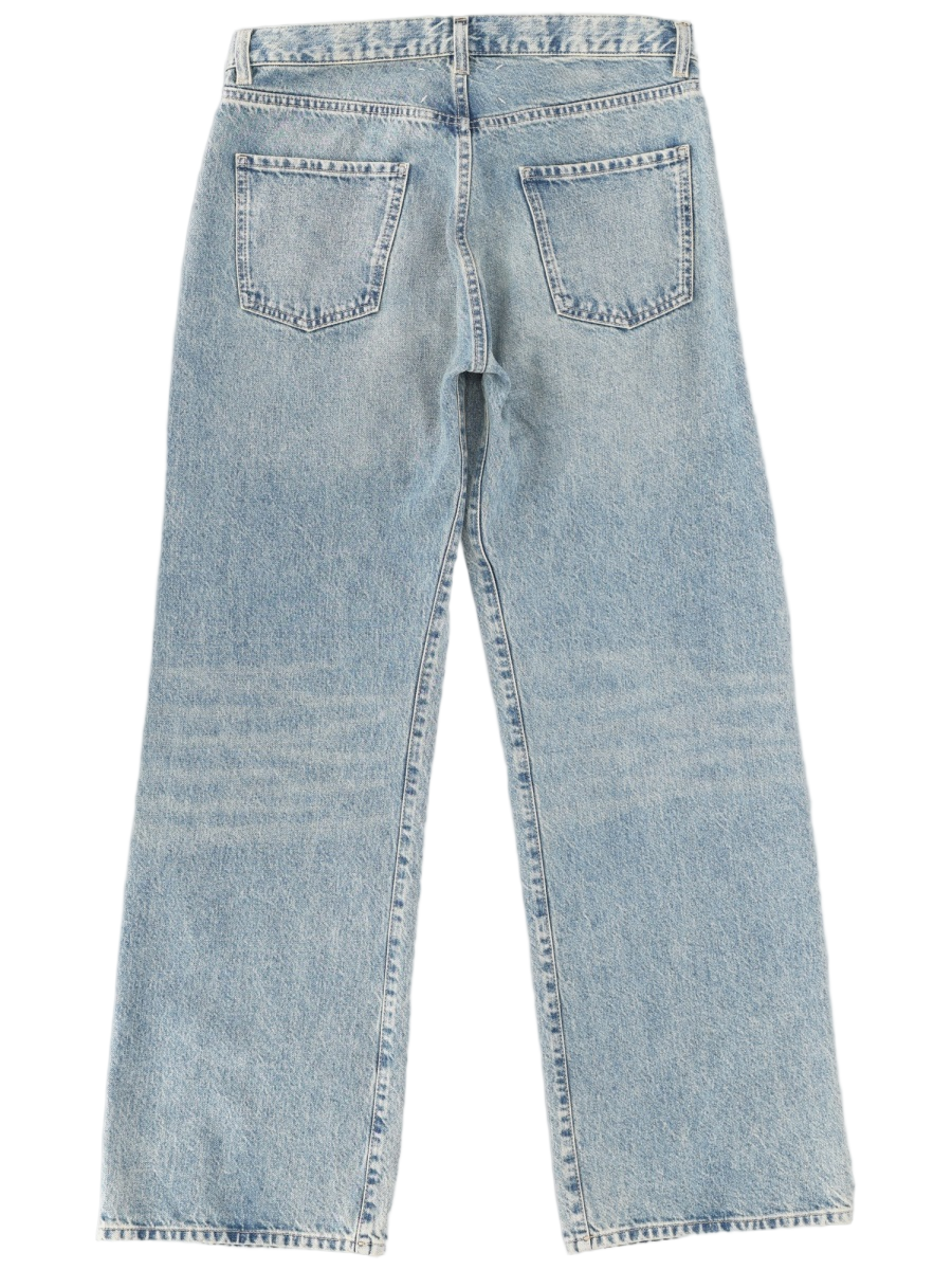 Maison Margiela Light Wash Denim Jeans with Classic Five-Pocket Design Grijs