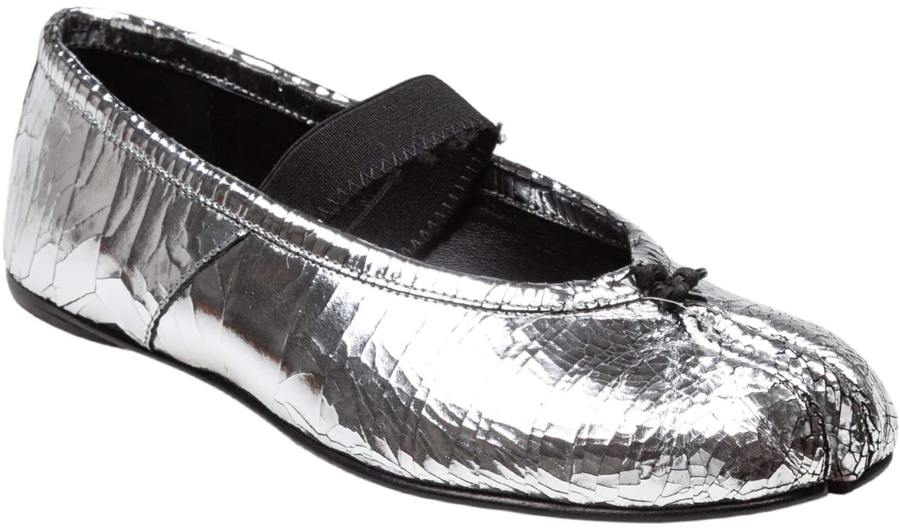 Maison Margiela Maison margiela silver broken leather tabi ballerina Zilver